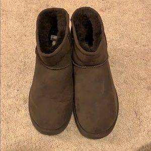 Ugg classic mini II boot. Size 8